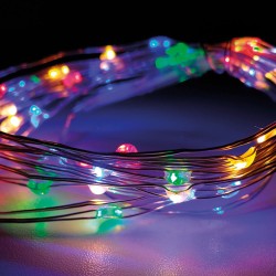 Guirnalda a pilas, función fija, 40 leds, cable alambre plateado, luz multicolor, 195 cm